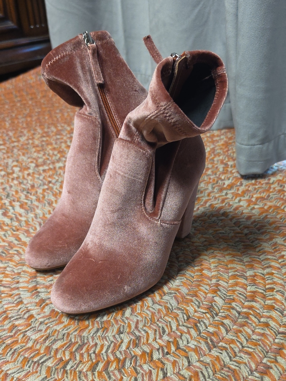 Steve Madden Mauve Velvet Ankle Boots with Block Heel
